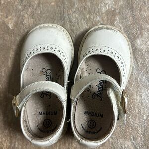 Footmates ivory shoe Mary Jane